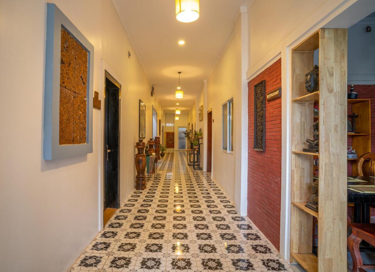 Готель Angkor Rithy Boutique Сіємреап Екстер'єр фото